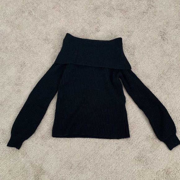 off shoulder sweater - Picture 1 of 2